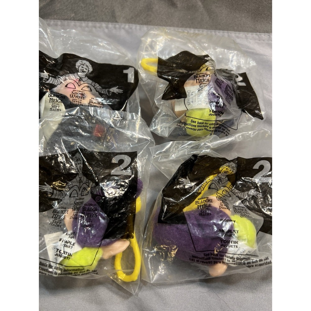 MCDONALDS SNOW WHITE 4PC TOY LOT (2586)‎